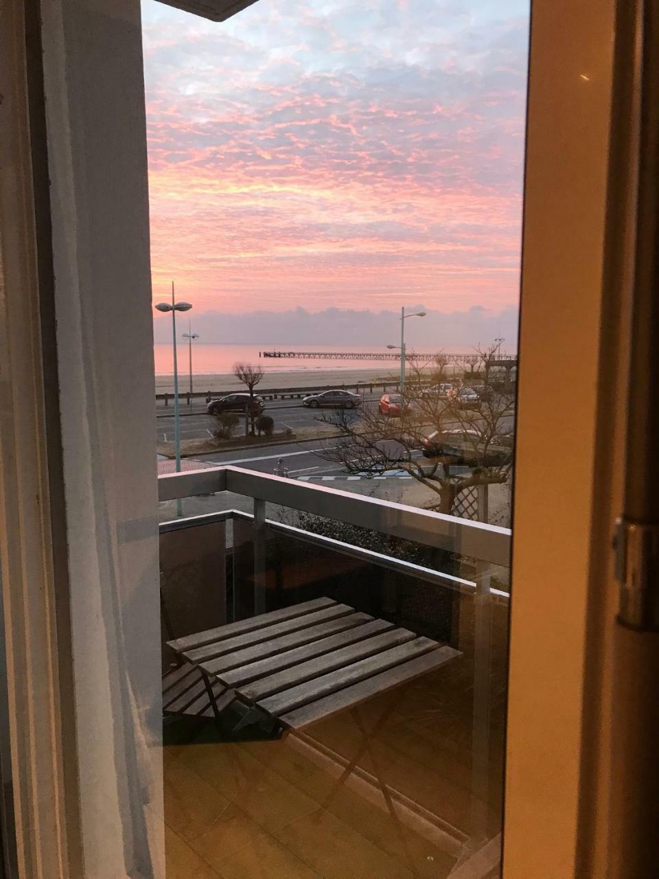 Couchant Radieux Appartement 2 Pieces 4 Personnes Vue Mer Saint-Jean-de-Monts Exterior foto